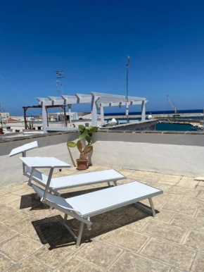 La finestra sul porto Monopoli